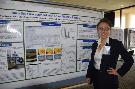 Medical student Athena Zhang won two awards for her poster on burn scar assessment