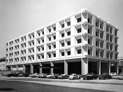 Original Jennie Sealy Hospital Historic photograph of the original Jennie Sealy Hospital, dedicated on the UTMB campus in 1968.