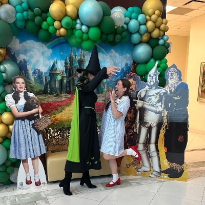 Image of people dresses as Wizard of Oz characters