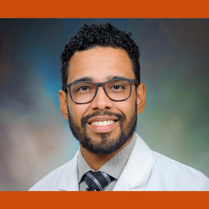 Dr. Camilo Mosquera