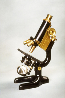 A microscope was purchased in 1914 by George Hermann III, M.D., Ph.D., Professor of Internal Medicine at the University of Texas Medical Branch at Galveston, when he was a medical student.
