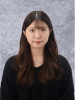 Picture of a woman with long dark hair