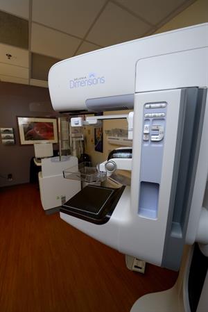 3-D mammography machine 3-D mammography machine