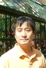 Rongguang Xu Rongguang Xu