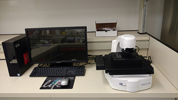 adj_Research-Microscope