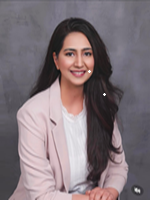 Headshot of Syeda Yumna Rizvi