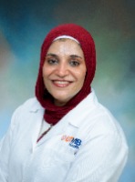 Elnaggar, Aya headshot in white coat