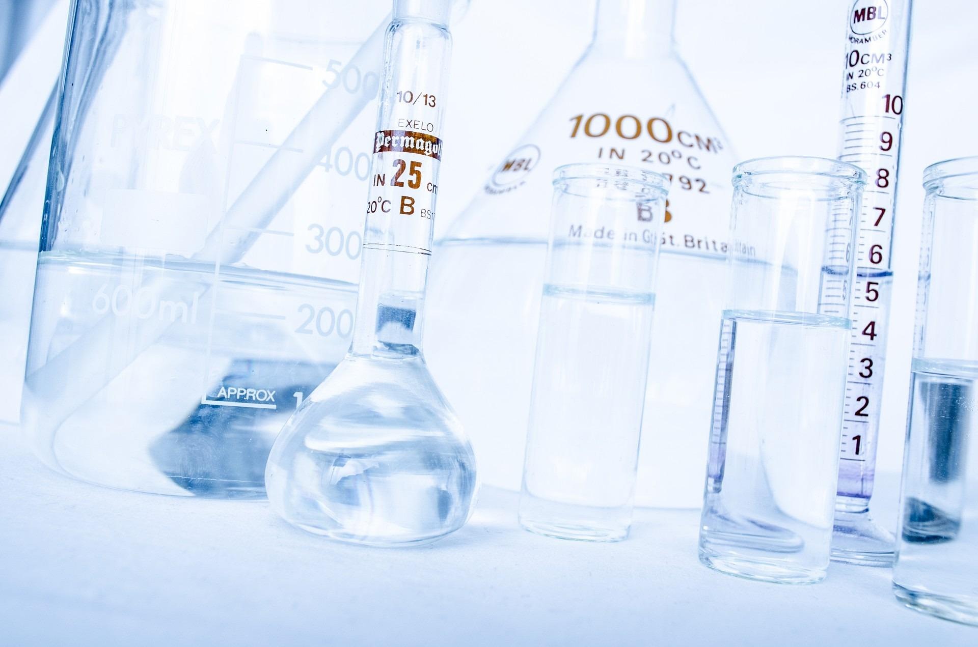 laboratory glassware such as beakers and flasks