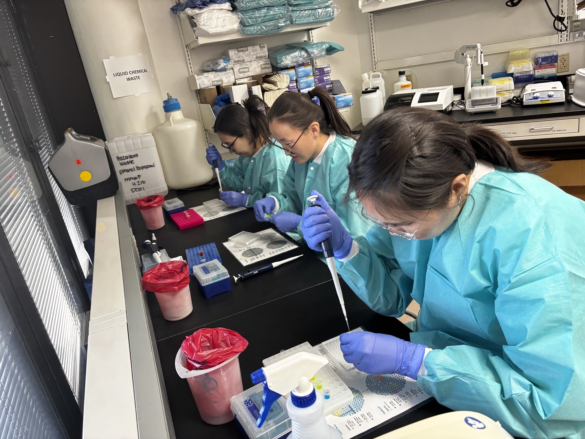 Mongolian scholars training to perform molecular research techniques 