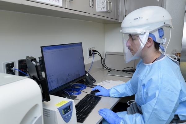 Lab Personnel handling pathogen