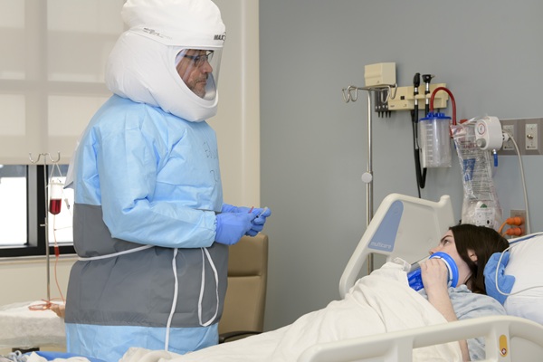 SPECTRE Personnel discusses patient care